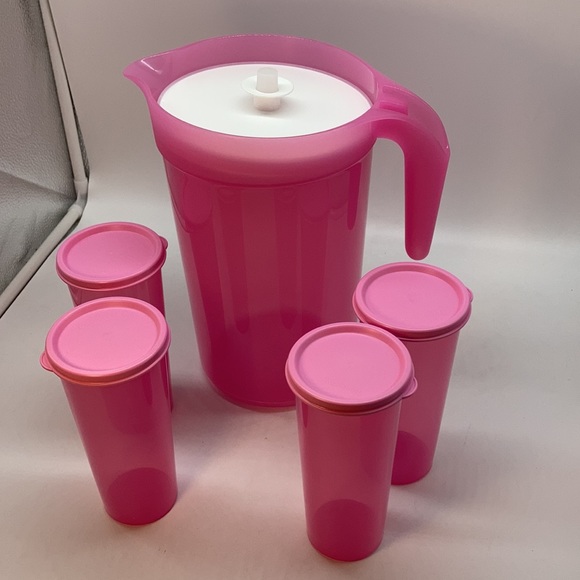 Tupperware Jumbo Jug and 4 Tumblers Set - Picture 2 of 16